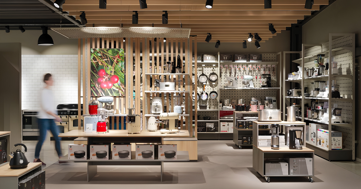 Gợi ý các mẫu kệ trưng bày bằng tấm nhựa GP GreenPlast dành cho shop, showroom và cửa hàng bán lẻ.